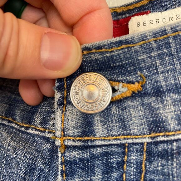 Levi's Jeans Women's 30x31 Blue Medium Wash USA VTG 518 Superlow Boot cut - Picture 9 of 16